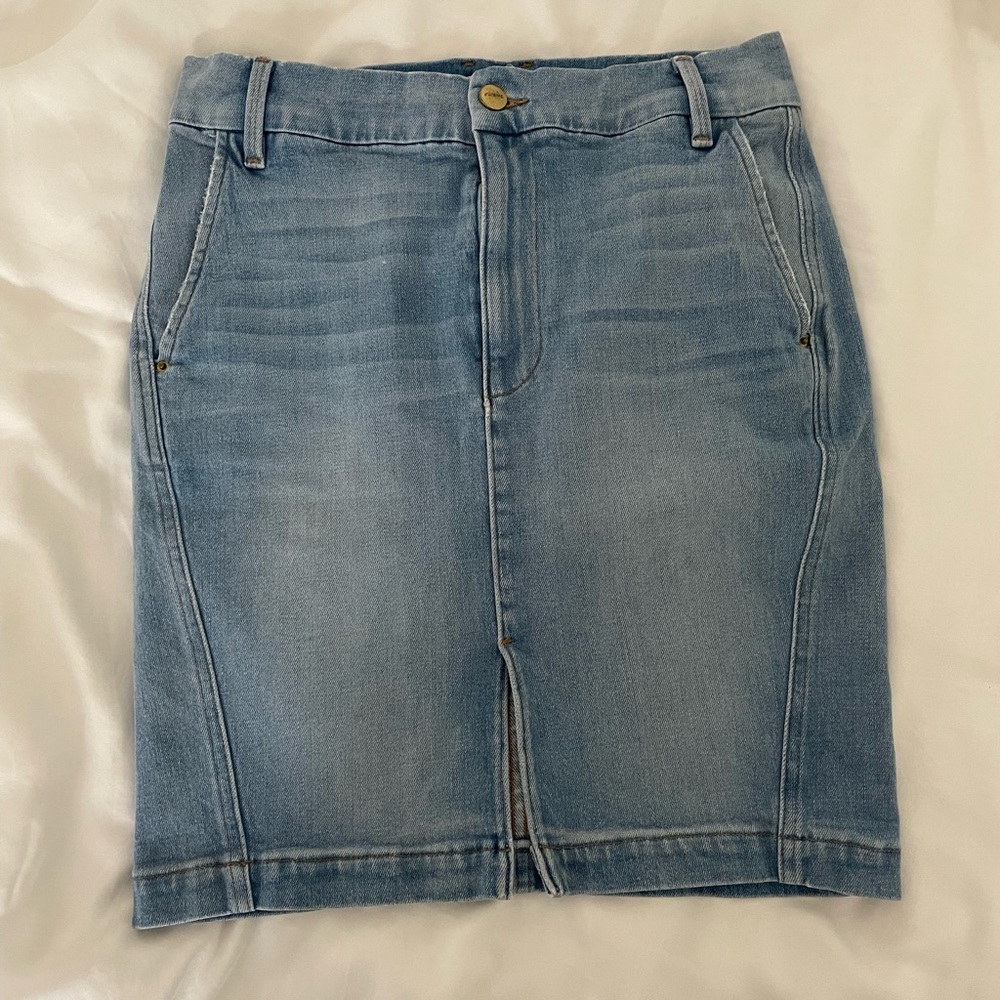 Frame Denim Midi Skirt with Slit Size 27